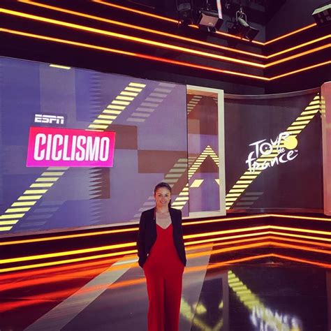 laura picante lozano|¿Quién es Laura Lozano, la comentarista de ESPN。